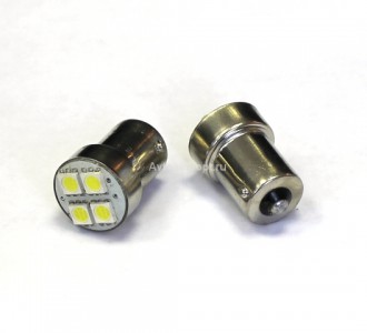 Светодиод 24V T15 (4SMD) BA15S WHITE Маяк Светодиод 24V T15 (4SMD) BA15S WHITE Маяк